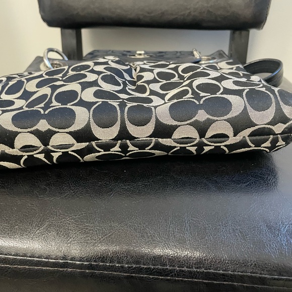 Coach Black and Grey Shoulder Bag - Picture 3 of 4